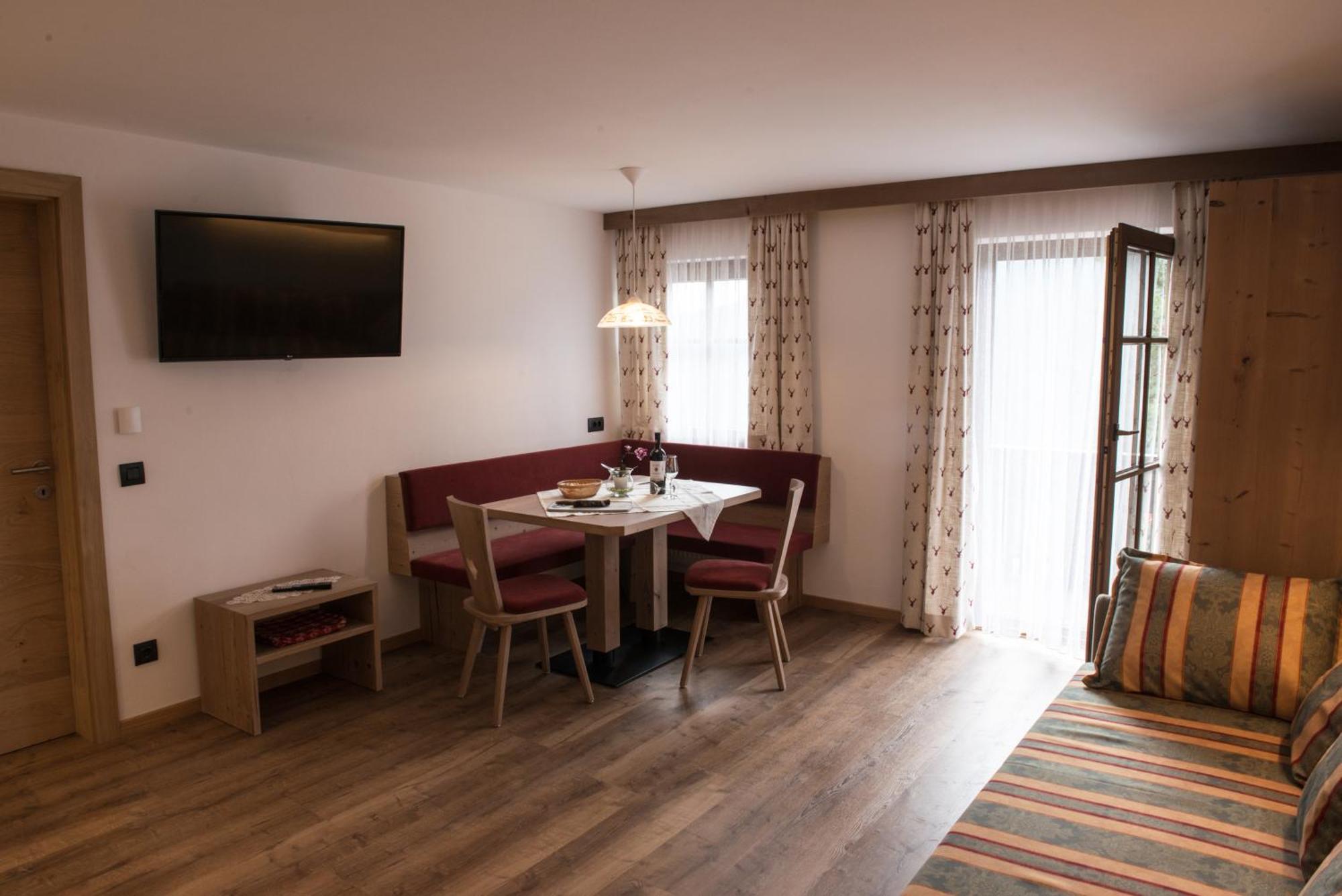Da Kathi Aparthotel Сан Кандидо Екстериор снимка